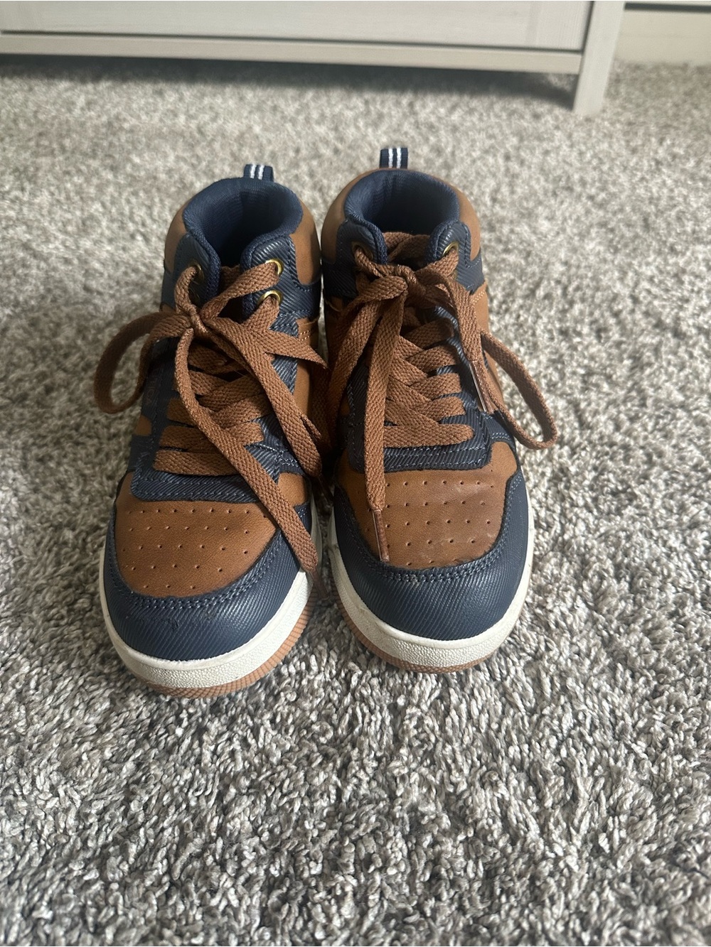 Nautica Kids Navy and Brown Lace-Up Sneakers